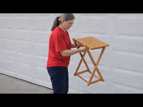 She grabs an old TV tray in her garage for this GENIUS living room idea!