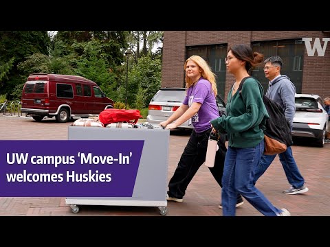 UW students move into campus housing during Husky Move-In week 2024