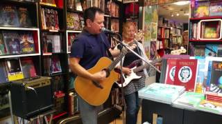 The Wedding Present at Daves Comics Brighton 9th July 2016 Favourite Dress