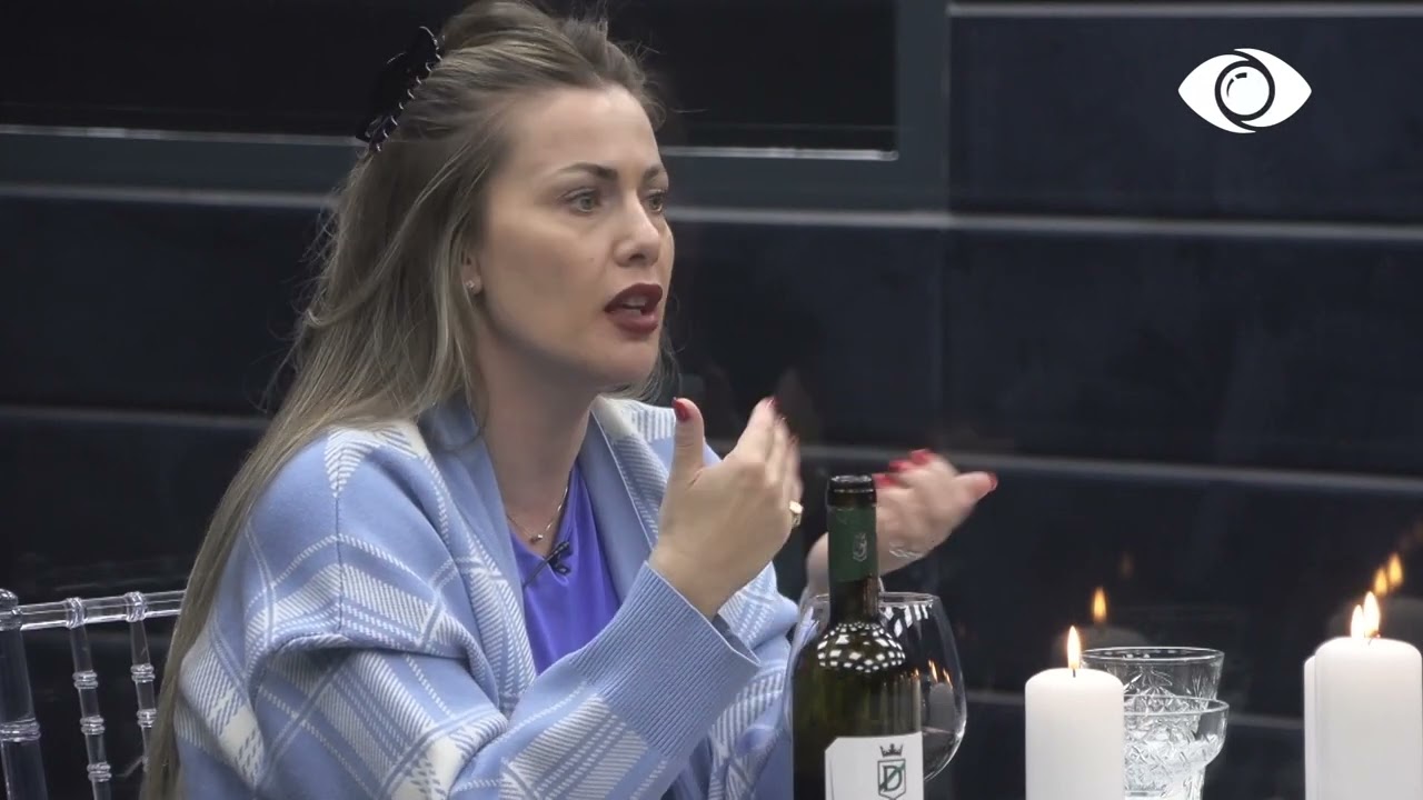 Nuk kam asgjë personale/ Darka e Efit dhe Oltës