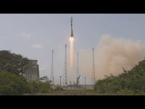 Soyuz ST-B launches four O3b MEO satellites
