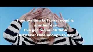 Ellie Goulding - Slow Down (Lyrics)