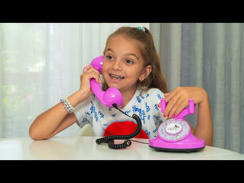 AMELI RICEVE UN REGALO DA GIULIA STABILE E @netflixfamily  A TEMA VIVO