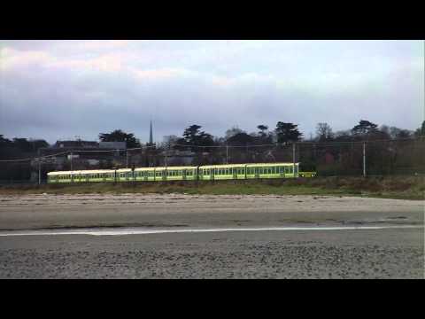 8300 class Dart train - Sandymount Coast
