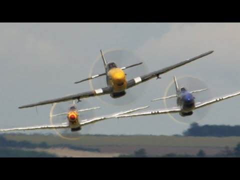 P-51 Mustangs - Airfield attack!!