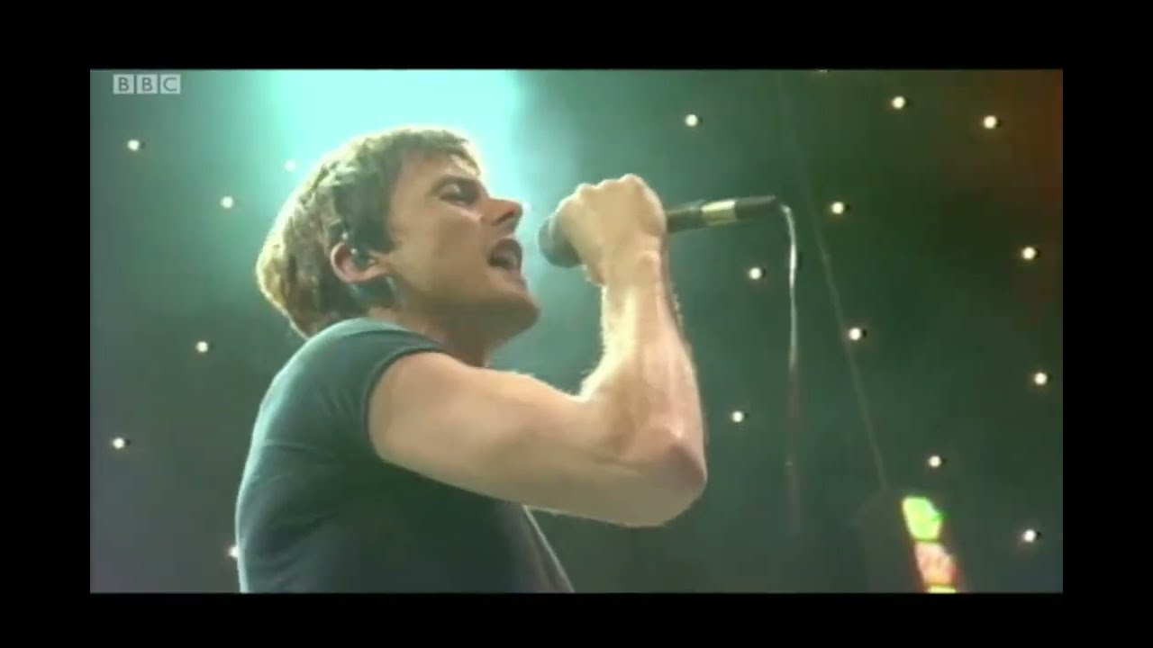 Suede - Obsessions - Live Floor Show 2002 - YouTube