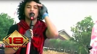 Download lagu Nidji - Hapus Aku   (Live Konser Mataram 28 April 2008) mp3