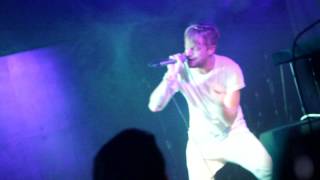 Astronautalis "Kurt Cobain" LIVE