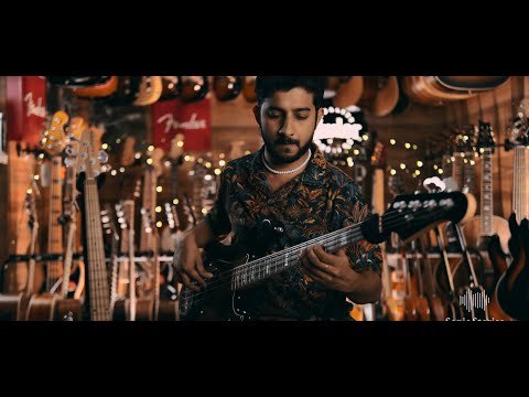 Sabyacashi Deb - LAKLAND THE SKYLINE 44-64 CUSTOM PJ BASS 44-64