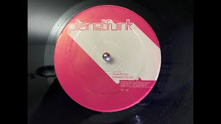 Planet Funk – Chase The Sun (Extended Club Mix)