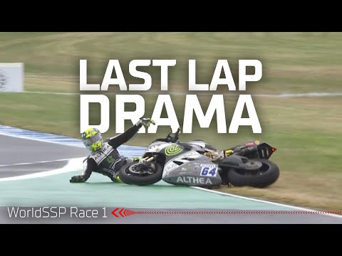 PHENOMENAL DRAMA: A maiden victory and a crash on the last lap 😳 | #AUSWorldSBK
