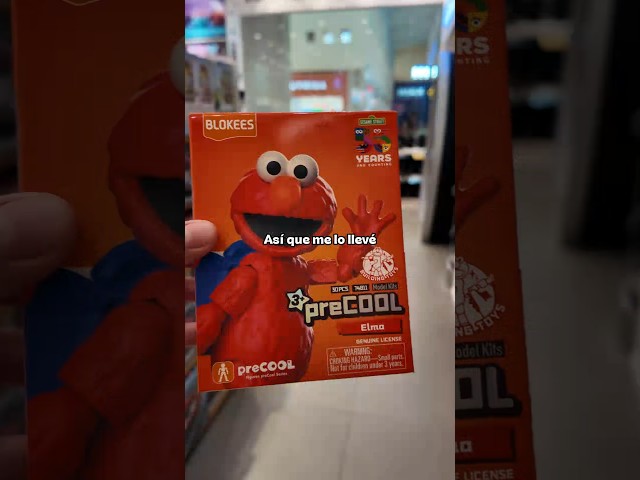Vídeo relacionado con Disfraz de Barrio Sésamo de cara completa, unisex, colección de camisetas para adultos, Elmo, Small