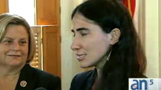 preview picture of video 'Yoani Sánchez habla ante el Congreso de Estados Unidos - América TeVé'