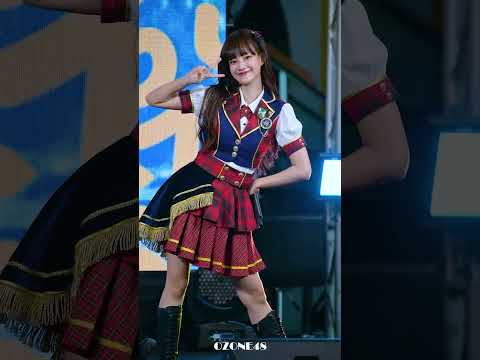 [4K] Fancam Phukkhom BNK48 - Sayonara Crawl @ Union Mall 070566