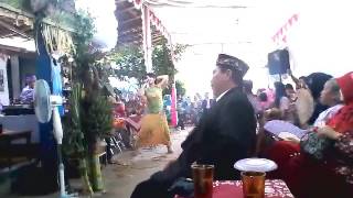 Download lagu Lia capucino...live mp3