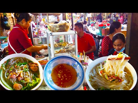 Beef Noodle Soup At Deum Ampel Market - Cambodian Street Food