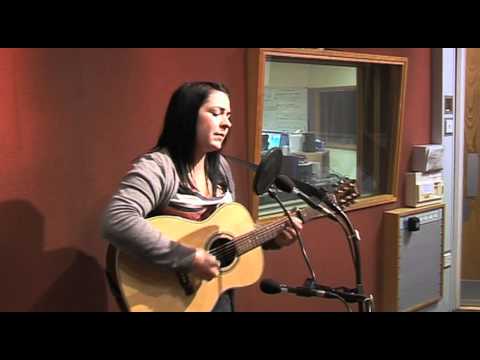 Lucy Spraggan - The A Team & Last Night (Beer Fear)