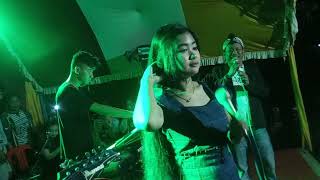 Download lagu contesa music... jika revita ayu  dangdut koplo revita ayu penak sing nyawang mp3 Download lagu contesa music... jika revita ayu  dangdut koplo revita ayu penak sing nyawang mp3