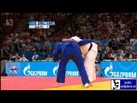 Judo 2011 World Championships Teams Paris: Sterkhov (RUS) - Bataille (FRA) [+90kg]