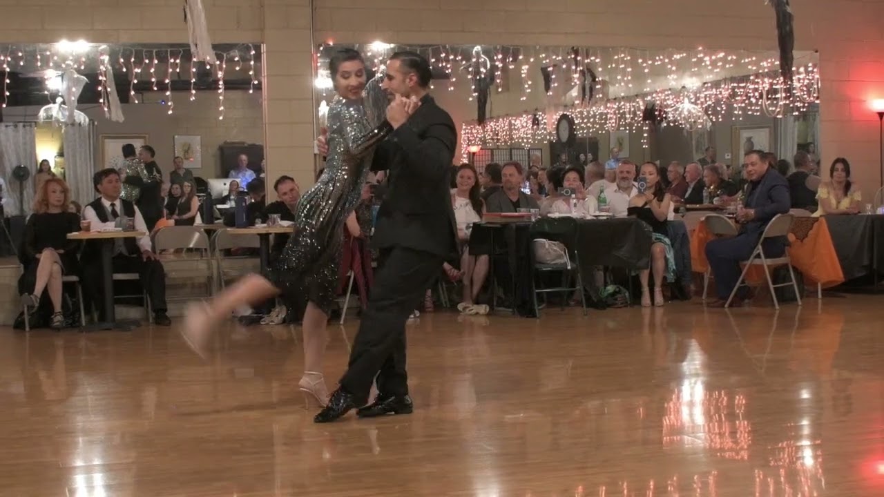 Yesica Esquivel and Ariel Leguizamon at Milonga Sonata 2/4