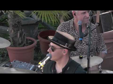 Cagey Strings - Marie Marie - 16.10.2022  Aschheim  Seeterasse