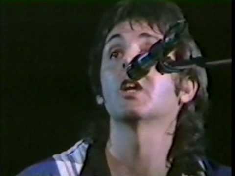 Paul McCartney - Blackbird (Live Version fom 70s)