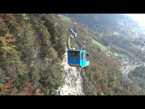 Luftseilbahn Flüelen - Oberaxen Talfahrt 2021 Switzerland cable car téléphérique Suisse
