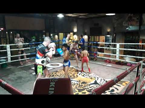 Coach Sean O'Sullivan teaching Muay thai in Thailand