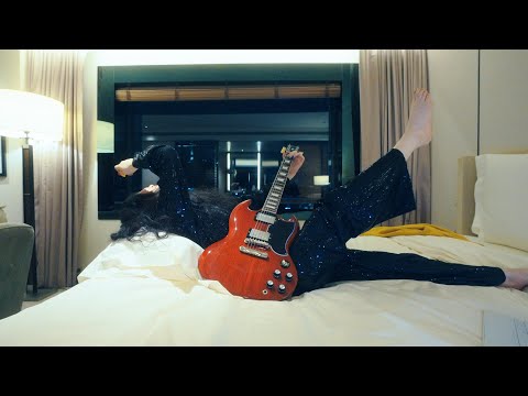 J.Fla - One Sweet Day in Paris