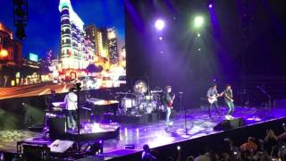 Journey Live Neal Schon dedicates "Lights" to Steve Perry - 07/13/2017 @ LEA in Laredo, TX