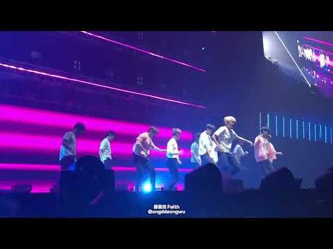 180901 Wanna One - 켜줘 (Light) in ONE: The World Manila
