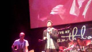 Elliot Yamin Performs &quot;One Word&quot; Live at Anthology