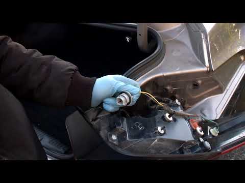 How to Replace a Rear Turn Signal Light Bulb on a 2011-2016 Hyundai Elantra