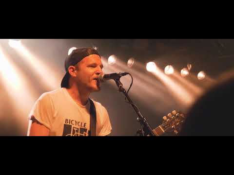 Missstand - 22:22 (Official Video) - Aggressive Punk Produktionen