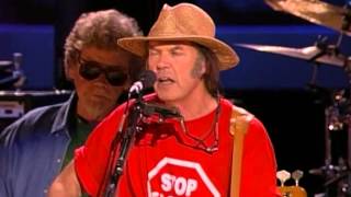 Neil Young - Daddy Went Walkin' (Live at Farm Aid 2000)