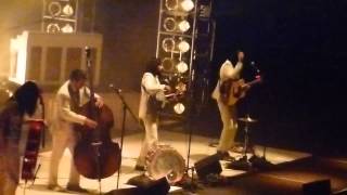 The Avett Brothers - &quot;At The Beach&quot; &amp; &quot;Pretty Girl From Cedar Lane&quot; NYE 2012/2013