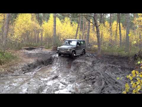 Fursten Forest 11/2012 - Mercedes G-Modell fährt sich fest. Offroad - Tag