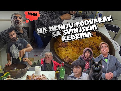 NAŠA KUHINJA -NA MENIU PODVARAK SVINJSKI SA SLANINIM SPIC REBRINA I DOMACI LUK IZ GNJILAN EP-309