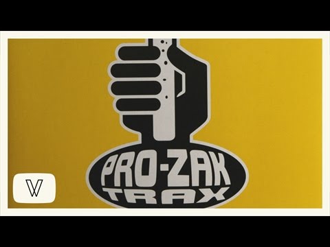 J. Grau - Mucho Bajo (Solo)