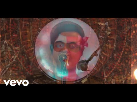 Luz En Las Manos - Enjambre