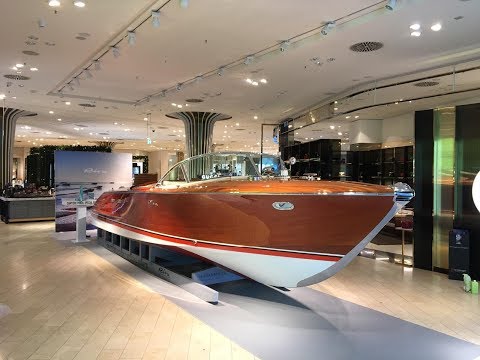 RIVA Aquarama Special im Luxury Kaufhaus Breuninger
