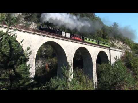 Le Train des Pignes à vapeur sur le Viaduc de la Donne