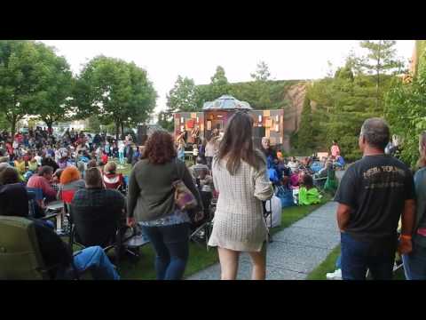 Concierto de mariachi Flor de Toloache, 5 video de 7 , Sheboygan Junio 16 2016