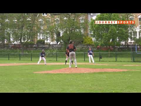The southpaw Josue MATOS pickoff Brendan Power in Game 2 of Arrows X Mets