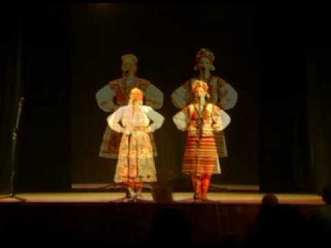 Ana i Helena Bučko- V zelenim haju