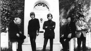Moody Blues - What am I doing here (HQ Audio)