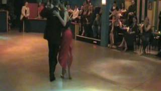 Roberto Reis y Natalia Lavanderia al Contatto Club - 1/5/2010 (milonga)