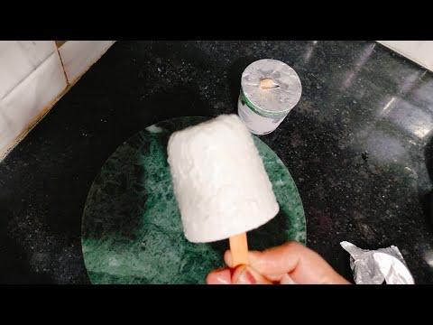 Nariyal ki icecream bnane ka asan tareeka #momskitchen #ranjeetskitchen #follow #reaction#momsrecipe