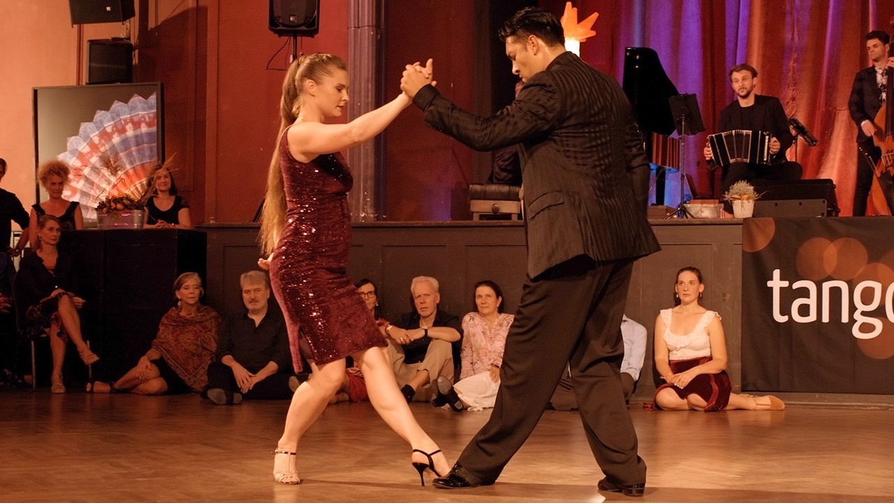 Video thumbnail for Sara Westin and Juan Pablo Canavire – Remembranzas at Tango Tage Halle 2024