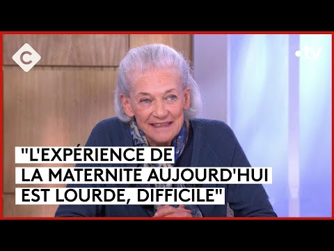 Maternité : trop de pression sur les femmes ? - Elisabeth Badinter - C à Vous - 26/04/2024